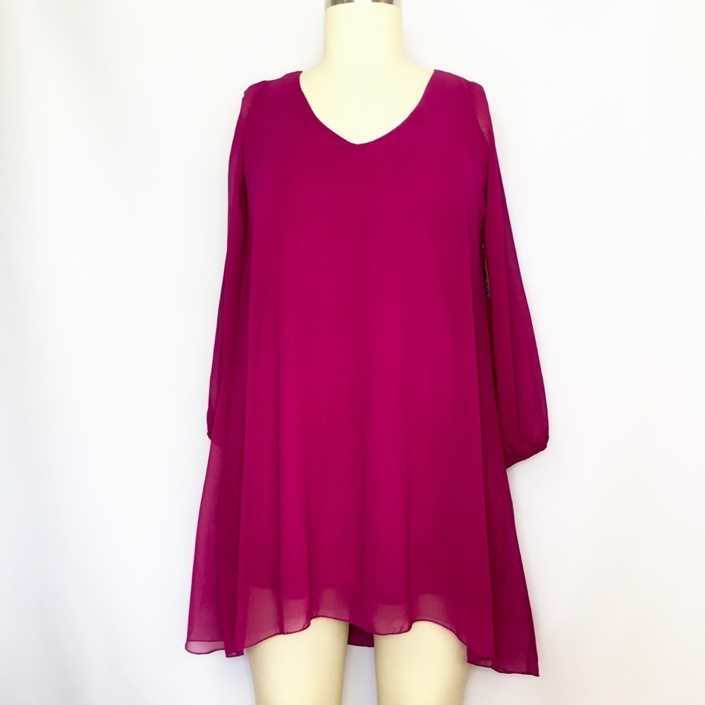 NWT Fashion To Figure Fushsia Flowy V-Neck Dress 0 - Picture 2 of 7